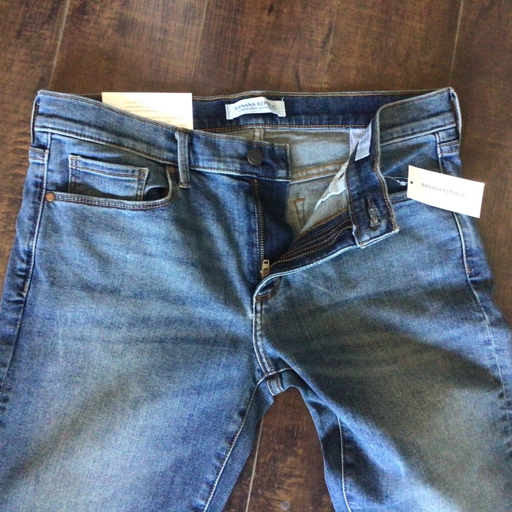 NWT Ladies Skinny Crop mid Blue jeans sz petite 30 with 25” inseam